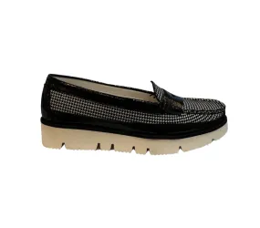 1451 Black Loafer