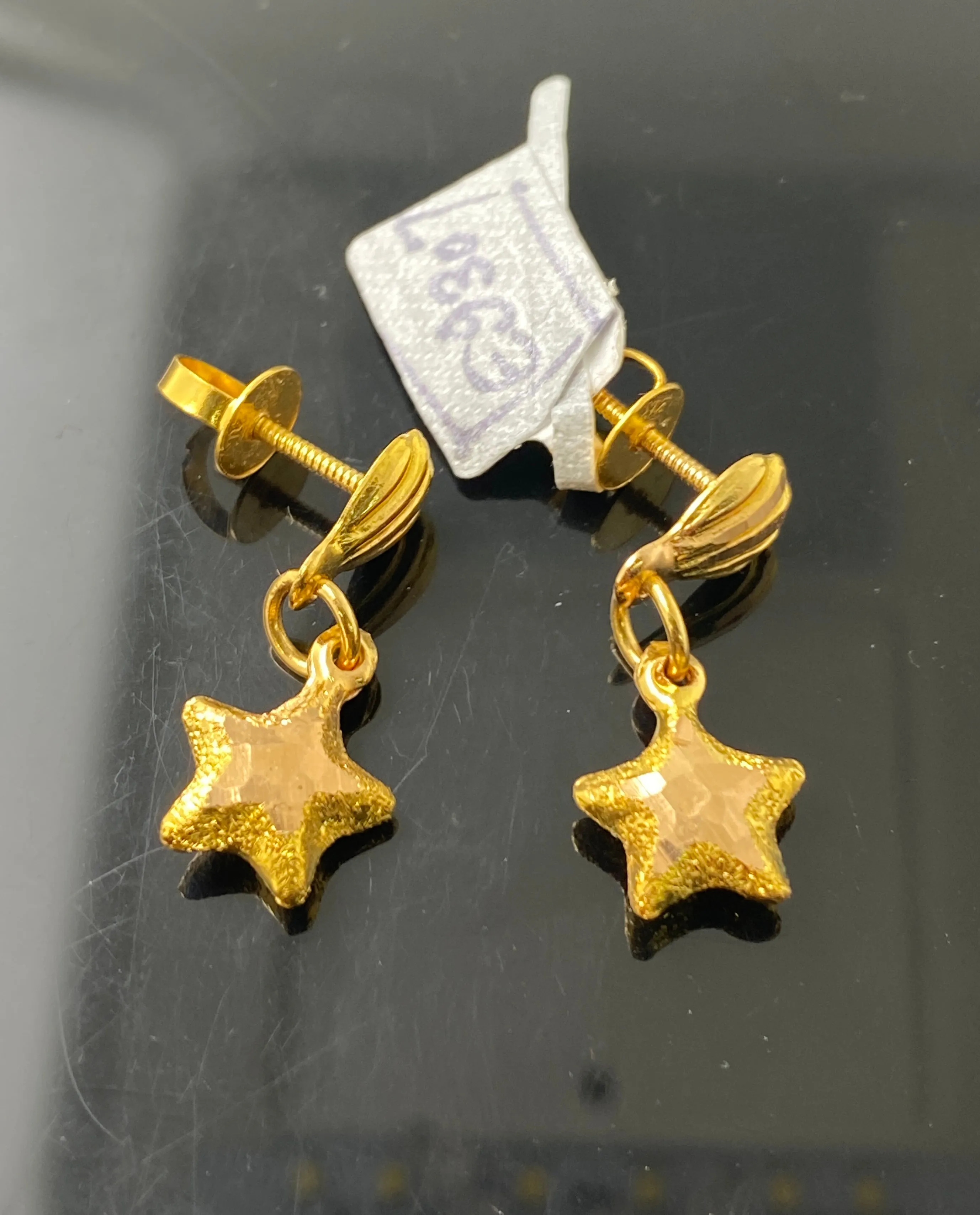 21k Solid Gold Ladies Designer Shell Star Charm Earrings E9307