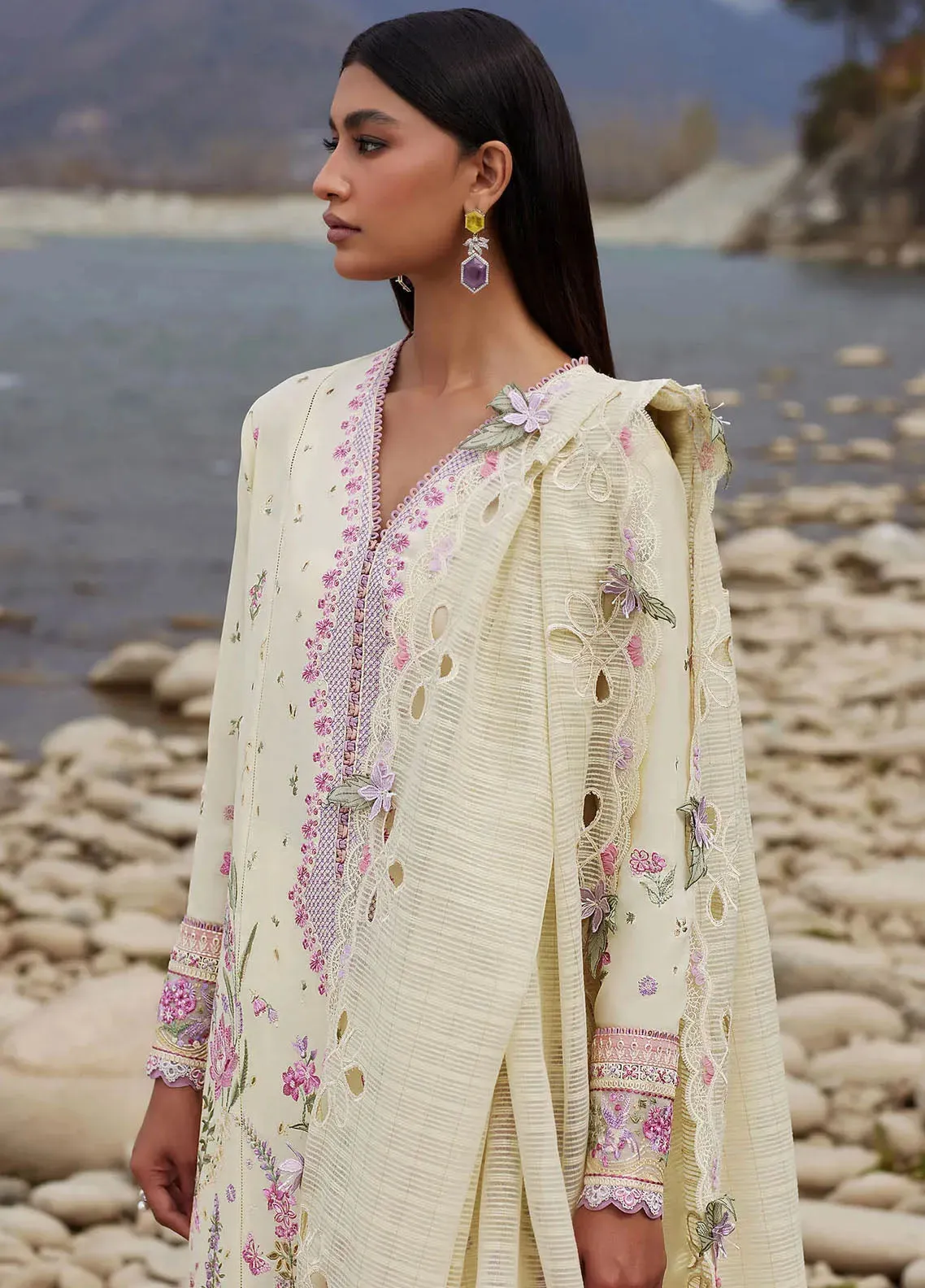 Elan Luxury Embroidered Lawn 3 Piece Unstitched Suit EL24LEL D-2B NEDINE