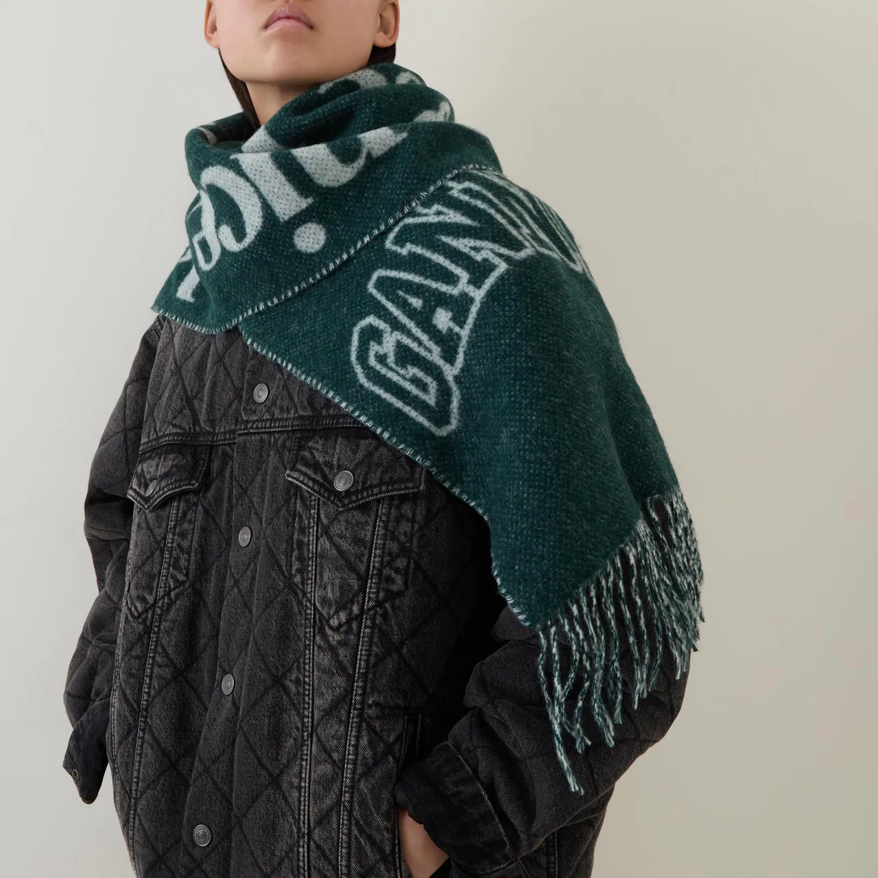 GANNI The Sustainable Edit Please Recycle Logo Fringed Scarf - Forest Night