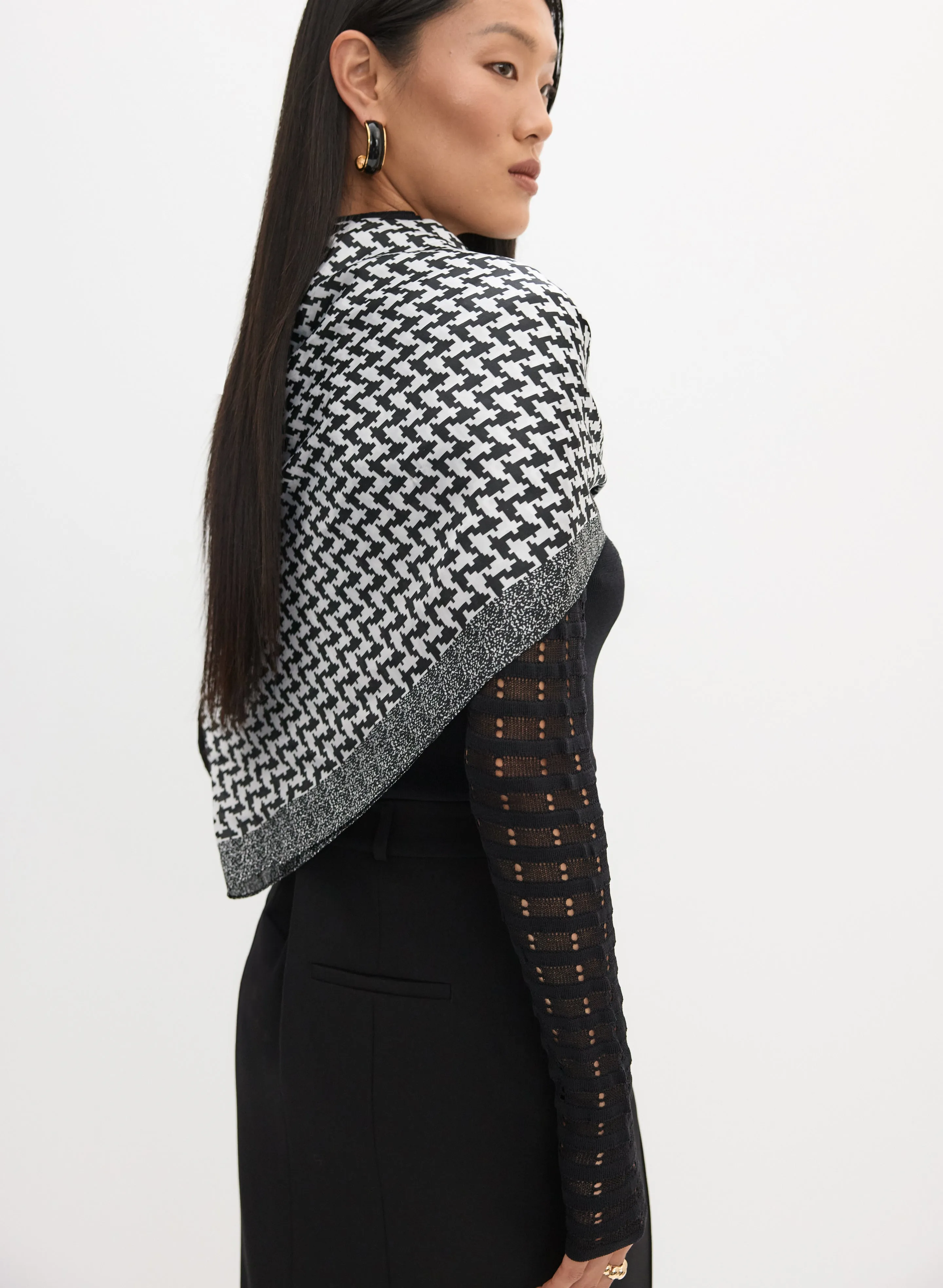 Houndstooth Print Scarf