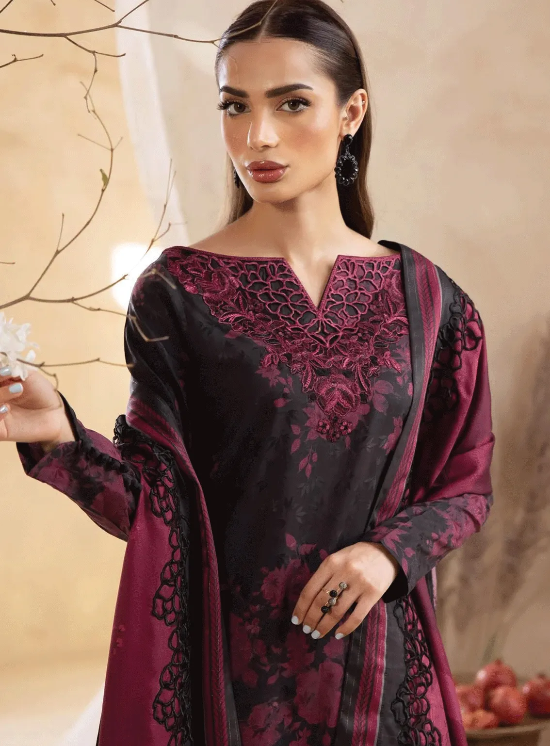 Iznik Embroidered Viscose Unstitched 3 Piece Suit - IZ23LW ILW-06 EVELYNN