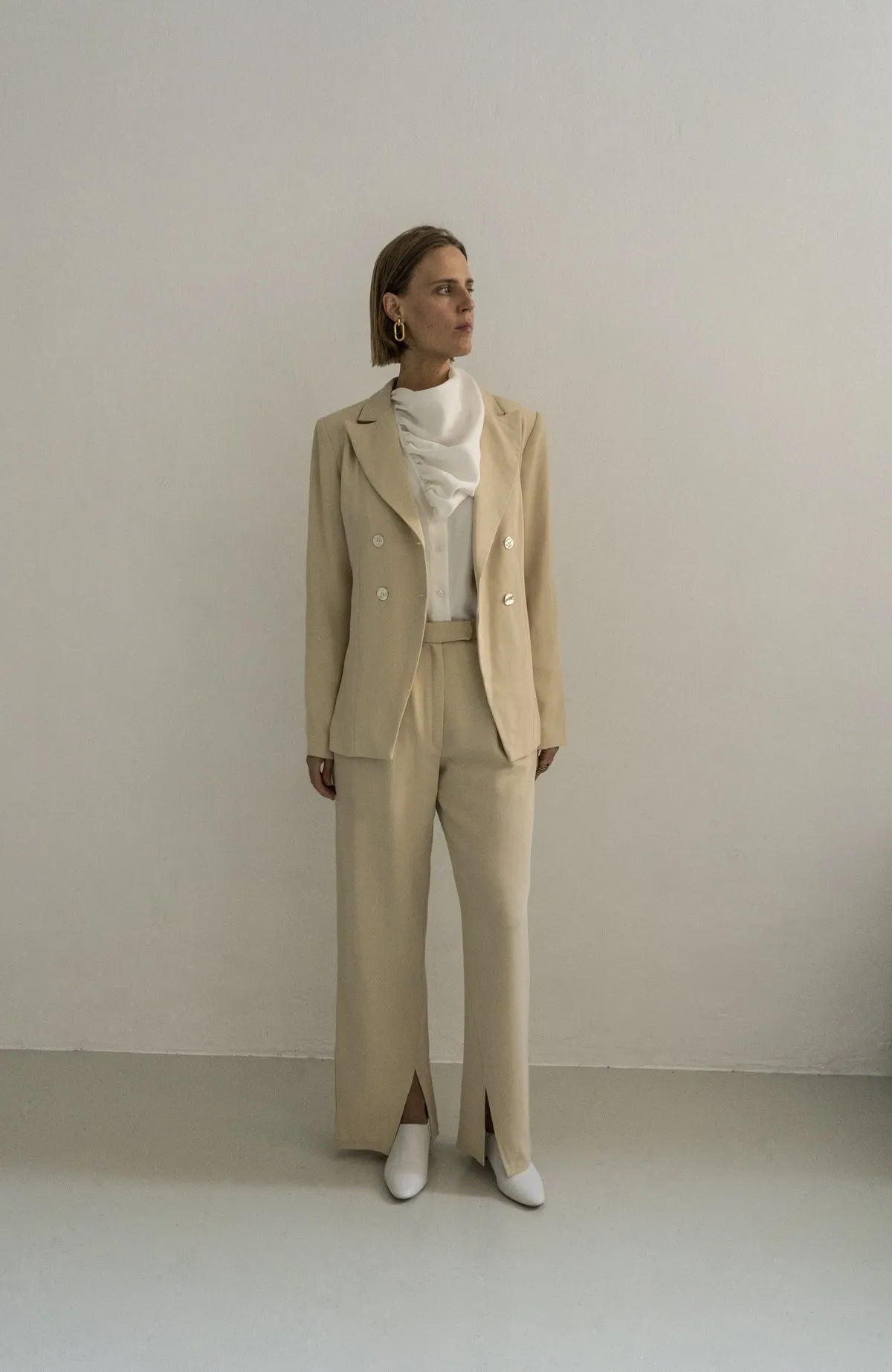 K M By L A N G E Rivne Gentle Woman  Wool Suit - Beige