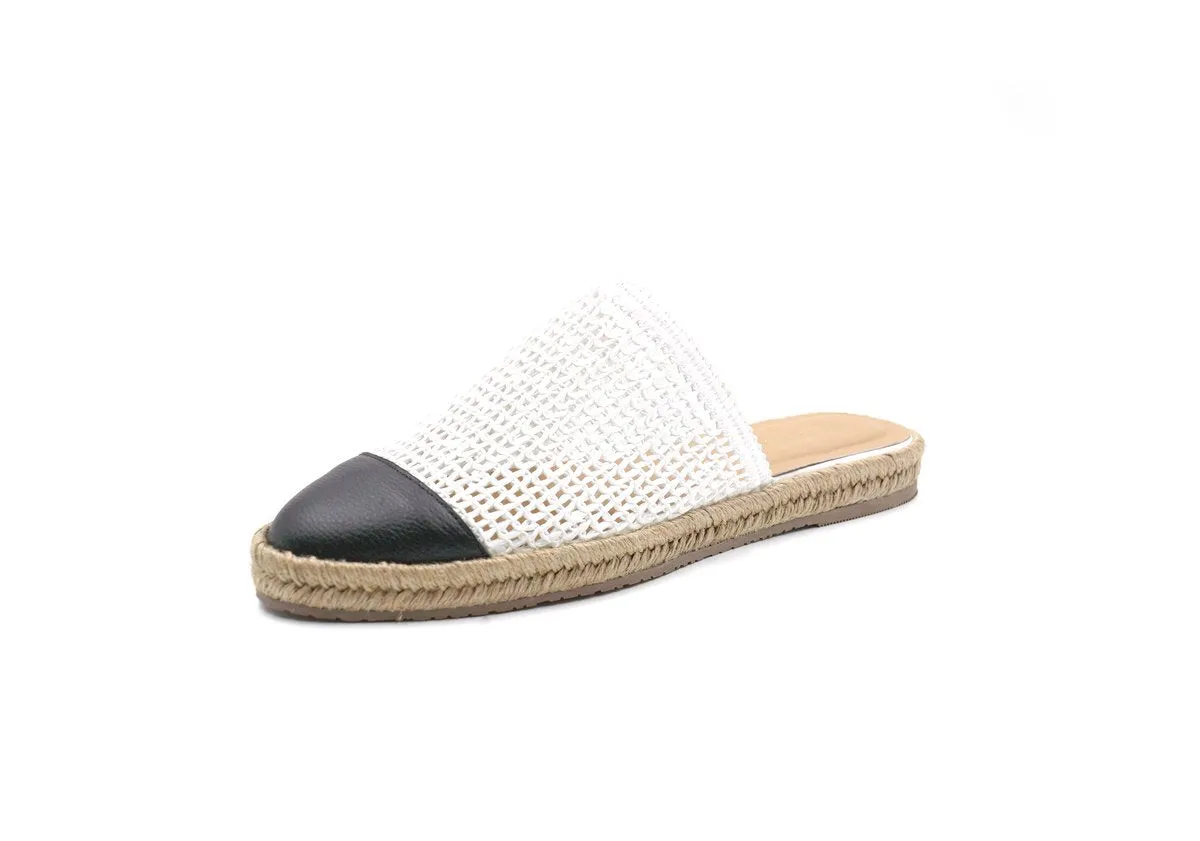 Kaanas Palau Fishnet Mule Espadrille in White