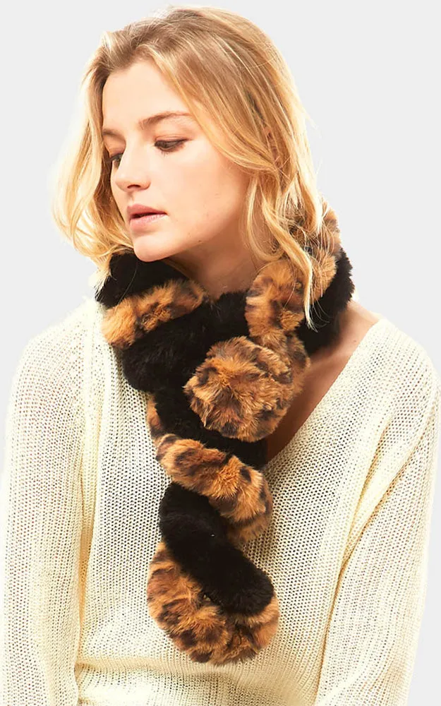 LOF925 Leopard Faux Fur Twisted Pull Through Scarf