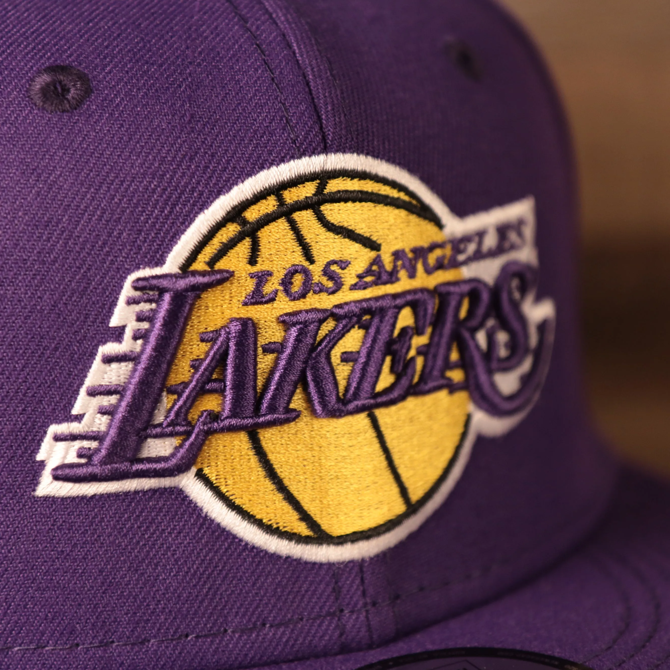 Los Angeles Lakers 2021 NBA Playoff Side Patch Purple 9Fifty Gray Bottom Snapback Hat