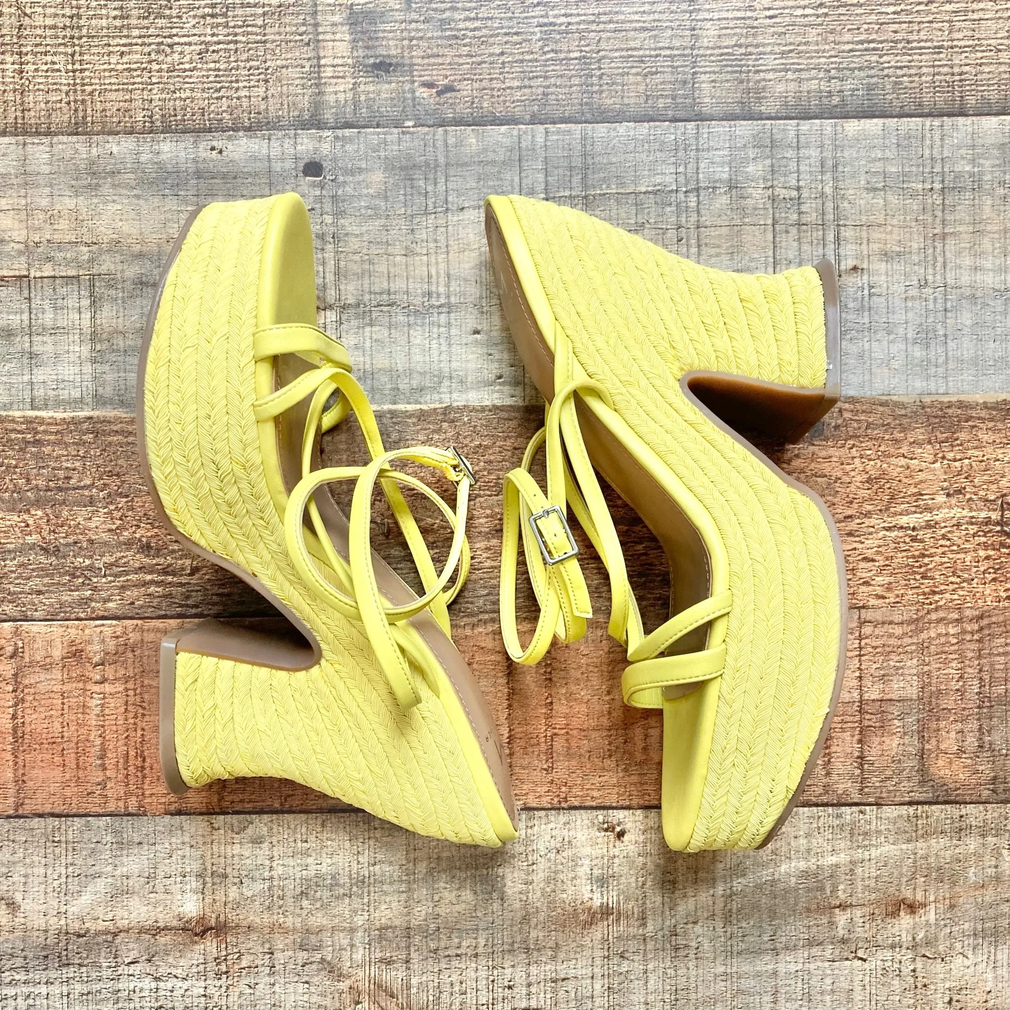 Marc Fisher Neon Yellow Espadrille Platform Sandals- Size 9 (Brand New Condition)