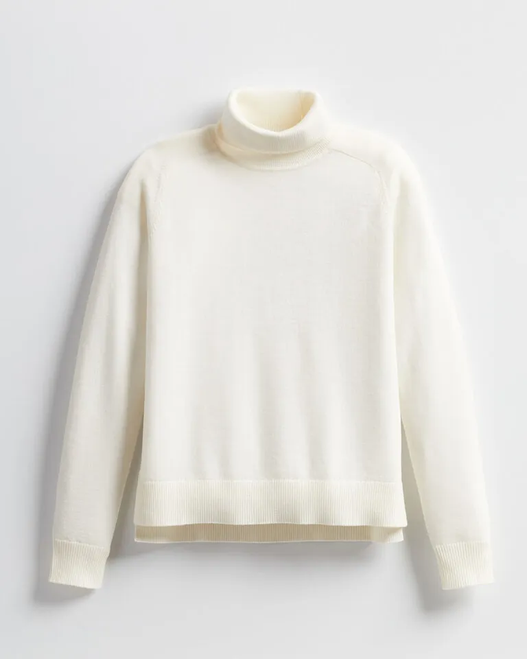 Raglan Merino Turtleneck